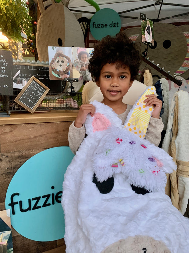 Fuzzie Dot Zella - Adorable Unicorn Blanket